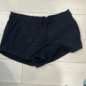 lululemon cloth shorts